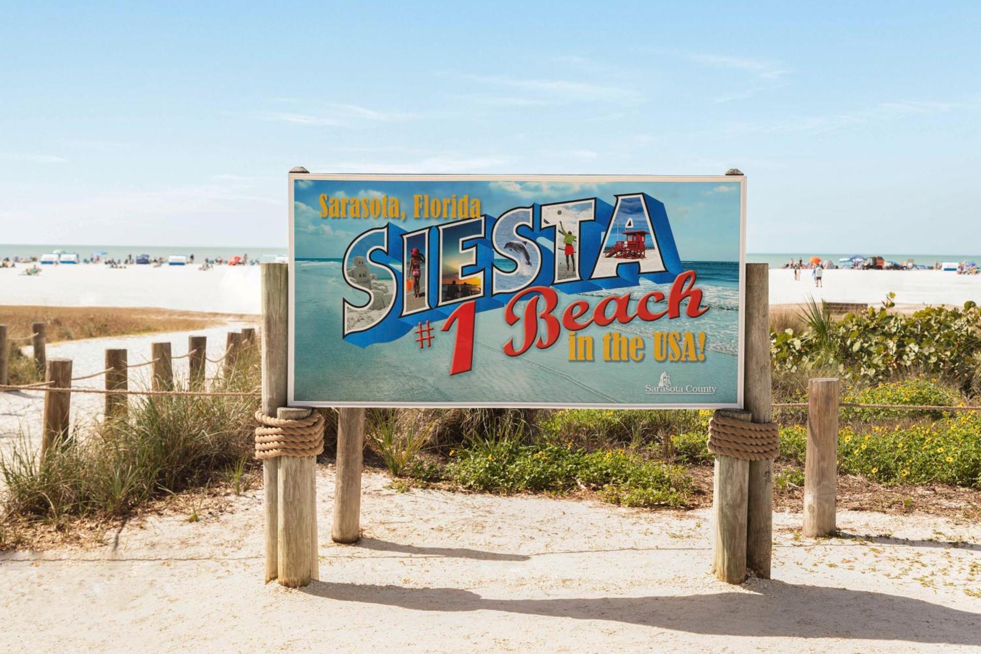 Spark By Hilton Sarasota Siesta Key Gateway Exterior photo